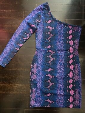 One-Shoulder Snake Patterned Bodycon Dress